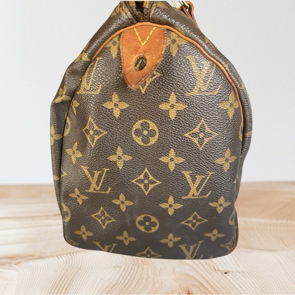 Louis Vuitton Monogram Speedy 30 - Picture 3 of 12